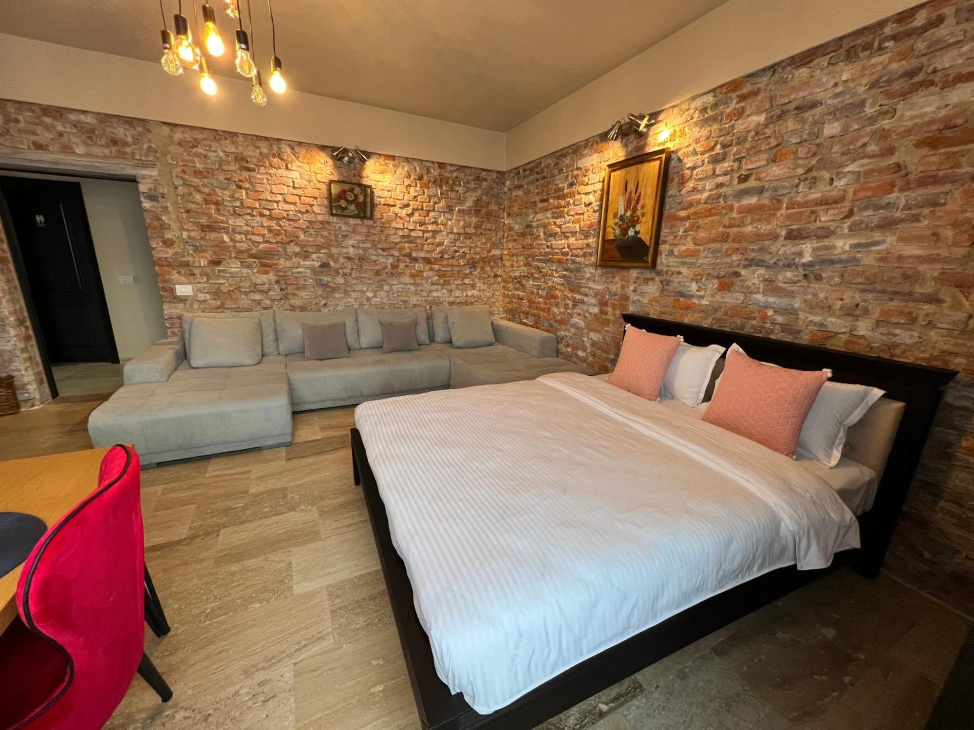 Casa Armoniei Otel Baia Mare Dış mekan fotoğraf